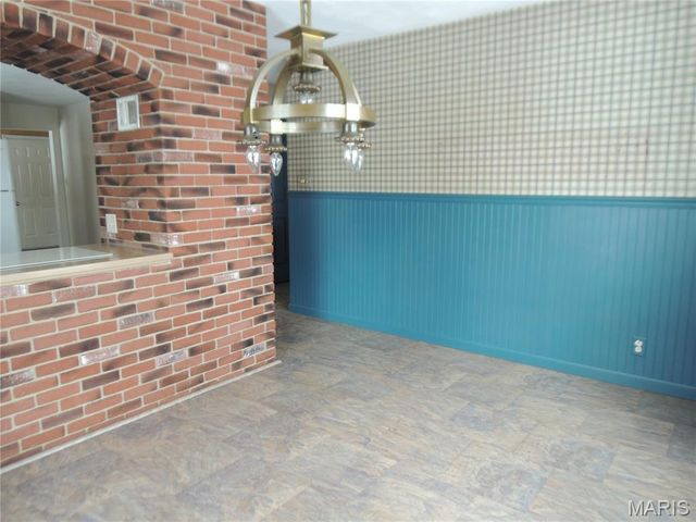 16 Denzel Drive, Greenville, IL 62246