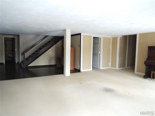 16 Denzel Drive, Greenville, IL 62246