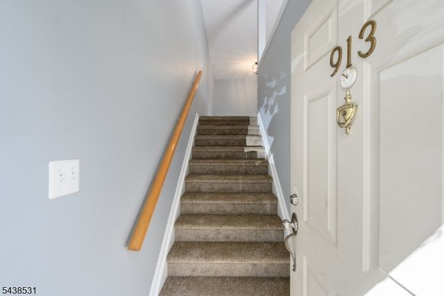 913 Timberbrooke Drive, Bedminster Twp., NJ 07921