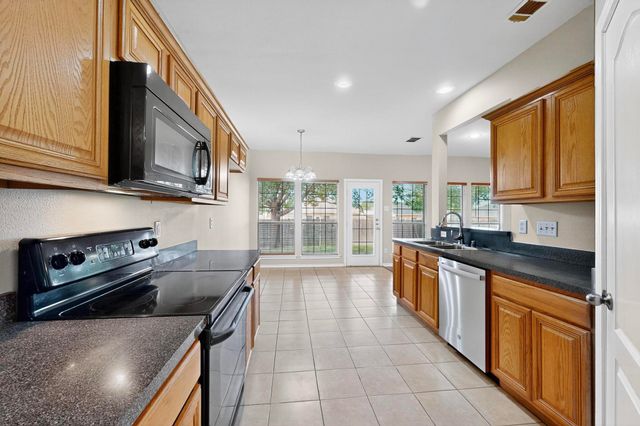 805 Brandon Drive, Seagoville, TX 75159