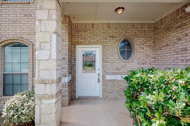 805 Brandon Drive, Seagoville, TX 75159