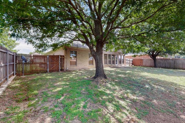 805 Brandon Drive, Seagoville, TX 75159