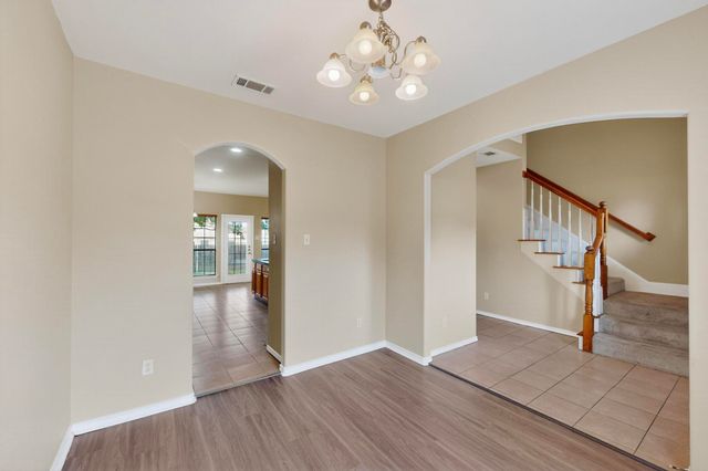 805 Brandon Drive, Seagoville, TX 75159