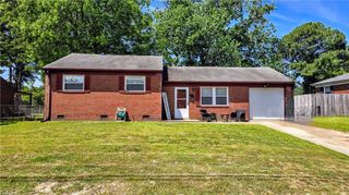 19 Plantation DR, Hampton, VA 23669