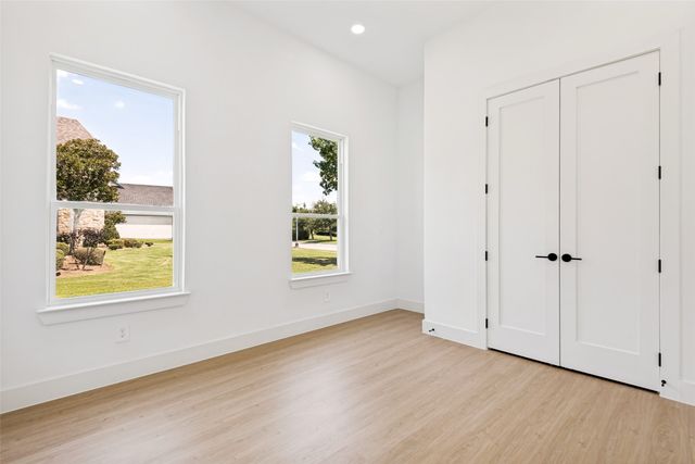 1108 Devonshire Drive N, Forney, TX 75126