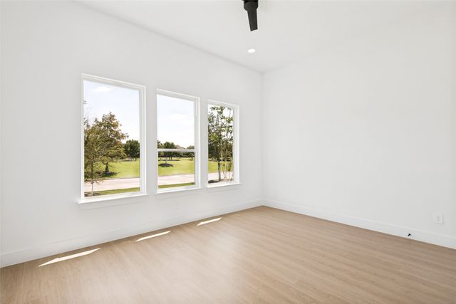 1108 Devonshire Drive N, Forney, TX 75126