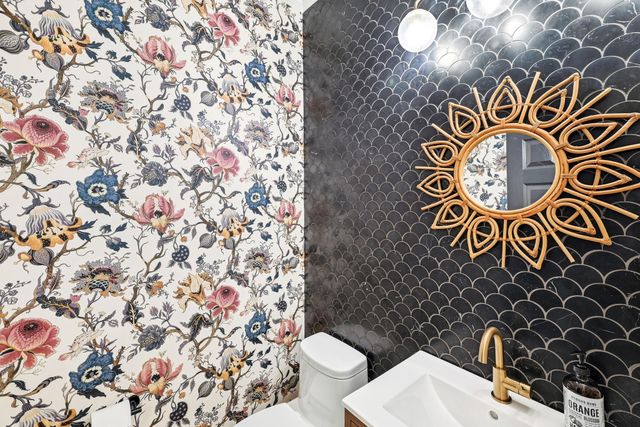 131 Eaton LN, Austin, TX 78737