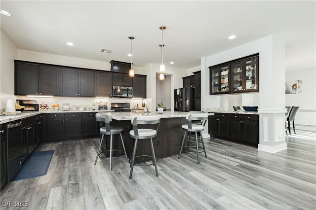 4529 Eagle Nest Peak Street, Las Vegas, NV 89129