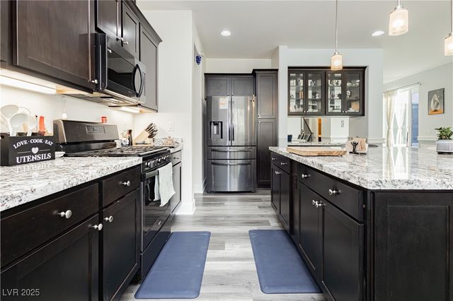 4529 Eagle Nest Peak Street, Las Vegas, NV 89129