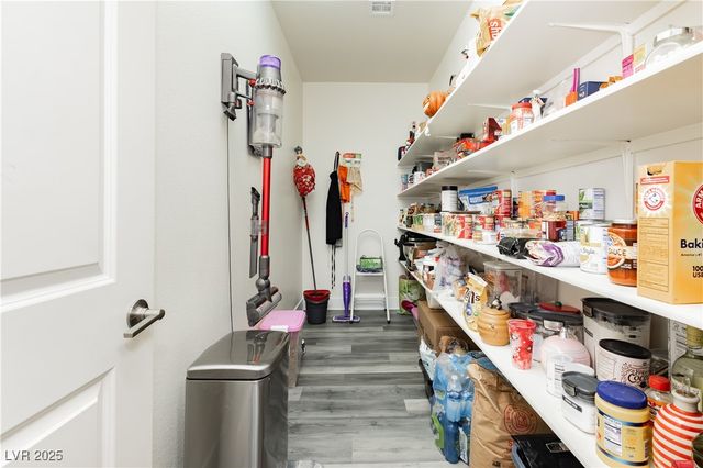 4529 Eagle Nest Peak Street, Las Vegas, NV 89129