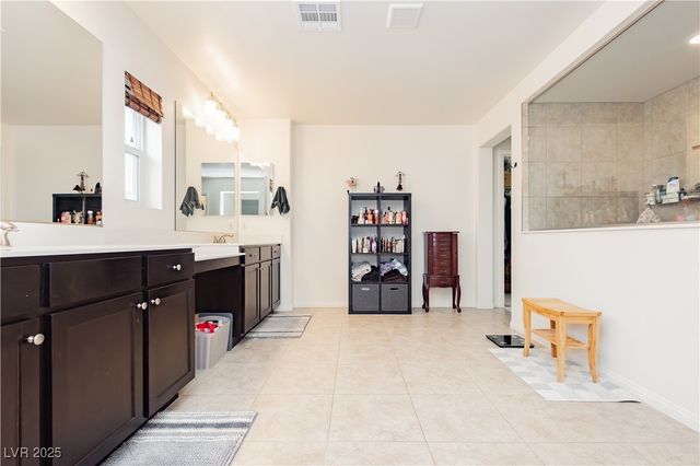 4529 Eagle Nest Peak Street, Las Vegas, NV 89129