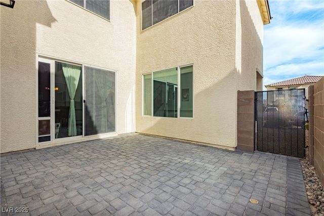 4529 Eagle Nest Peak Street, Las Vegas, NV 89129
