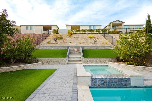 4529 Eagle Nest Peak Street, Las Vegas, NV 89129