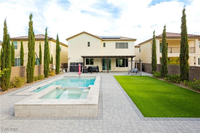 4529 Eagle Nest Peak Street, Las Vegas, NV 89129