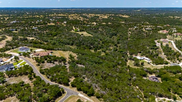 940 San Juan, Kerrville, TX 78028