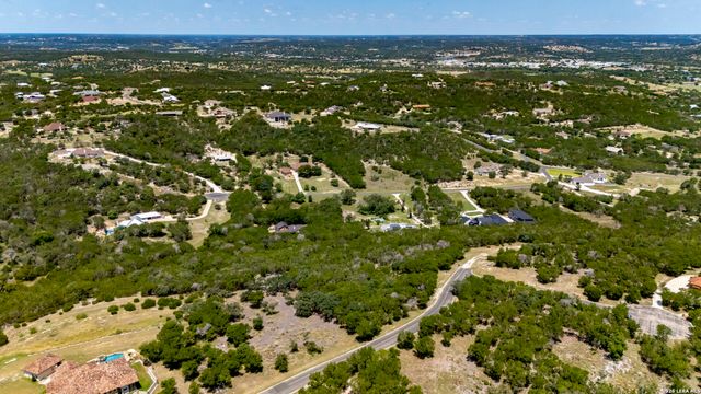 940 San Juan, Kerrville, TX 78028