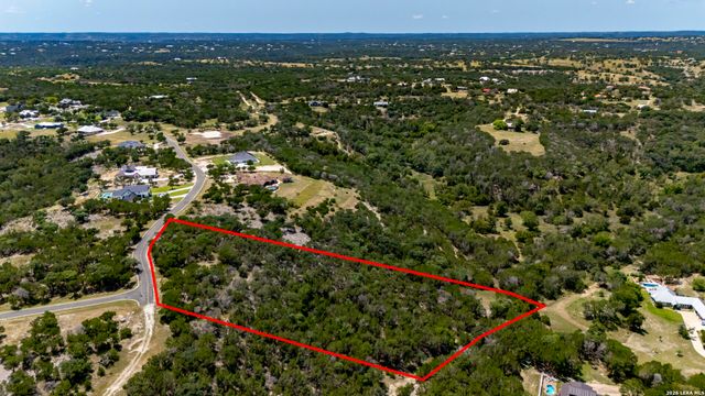 940 San Juan, Kerrville, TX 78028
