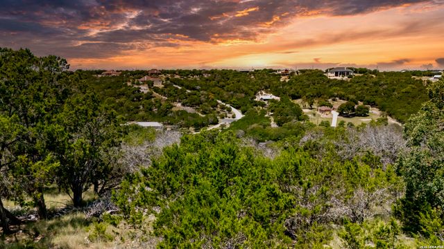 940 San Juan, Kerrville, TX 78028