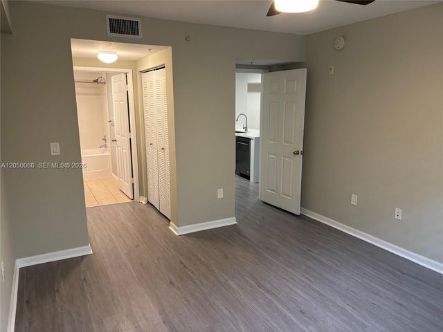 1900 Van Buren St 201B, Hollywood, FL 33020