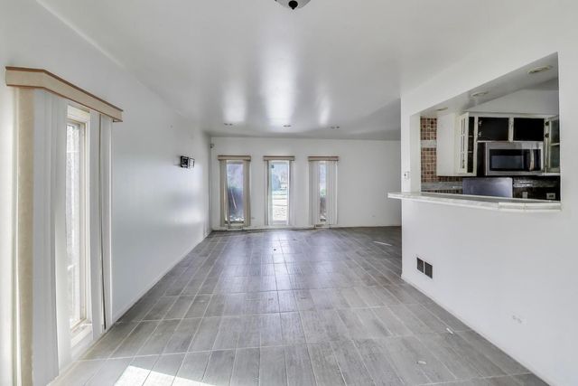 257 Cornell Avenue, Calumet City, IL 60409