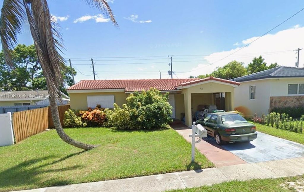 40 SE 3rd Ter, Dania Beach, FL 33004