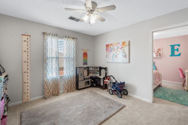 2848 Meadow Gln, Mount Juliet, TN 37122