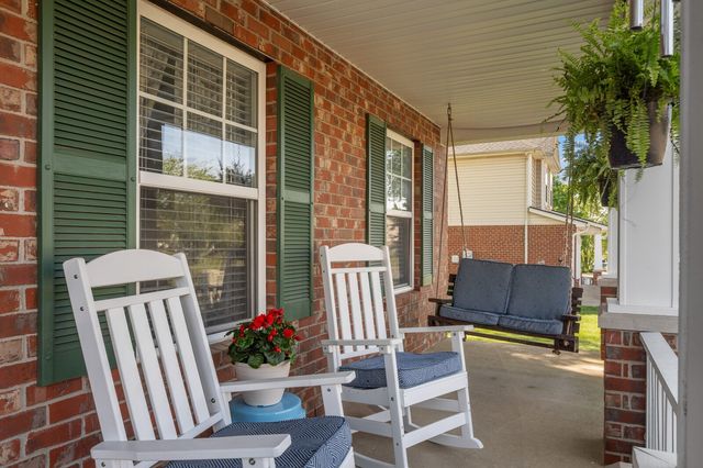 2848 Meadow Gln, Mount Juliet, TN 37122