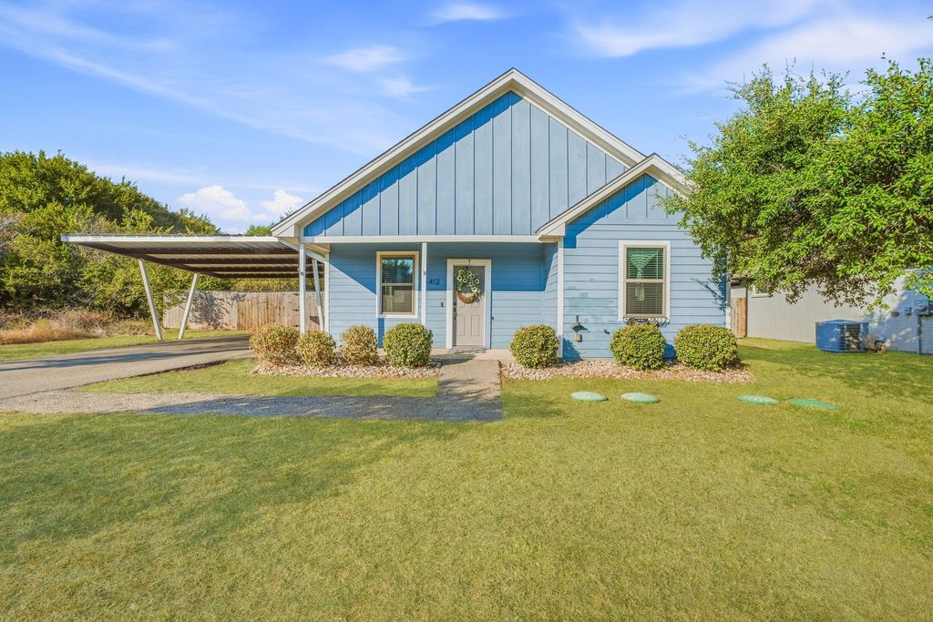 5412 Firewood Trail, Granbury, TX 76048 — photo 2