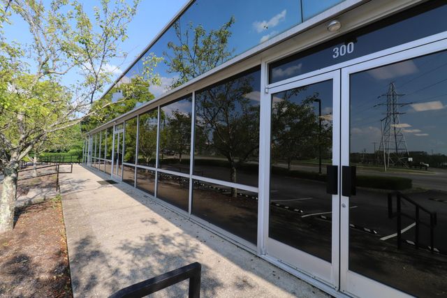 812 Wilmore Road, Nicholasville, KY 40356