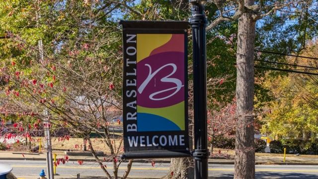 1331 Lincoln Lane, Braselton, GA 30517