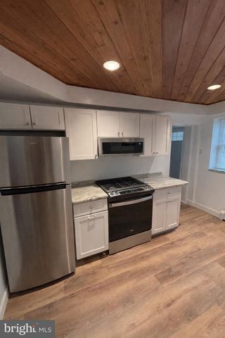 1315 E RIDGE PIKE, Plymouth Meeting, PA 19462