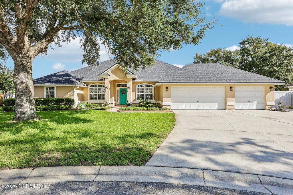 144 OAKWOOD PLANTATION Drive, Fleming Island, FL 32003