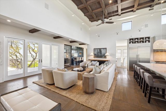 633 Quintana Roo Place, Seabrook, TX 77586