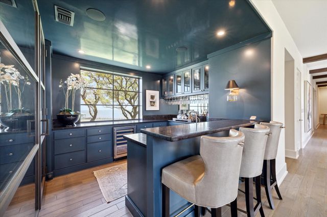 633 Quintana Roo Place, Seabrook, TX 77586