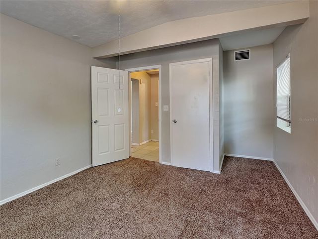 6484 44TH AVENUE N, Kenneth City, FL 33709