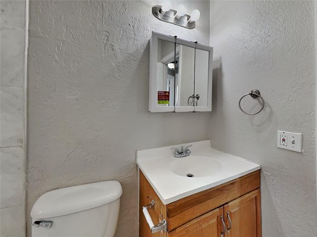 6484 44TH AVENUE N, Kenneth City, FL 33709