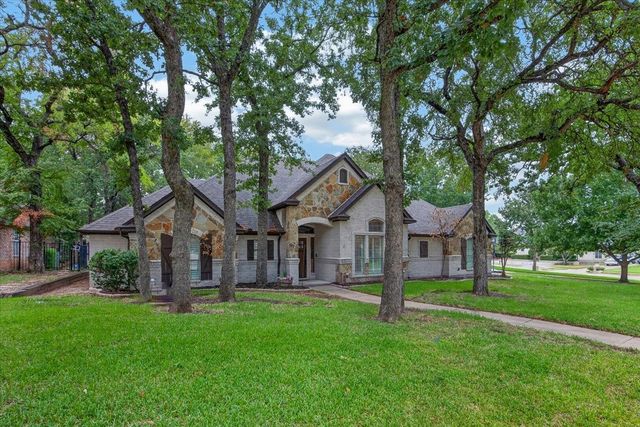 2016 Spinnaker Lane, Azle, TX 76020
