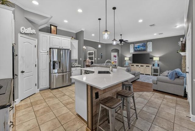2016 Spinnaker Lane, Azle, TX 76020