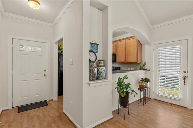 6801 Beckett RD 143L, Austin, TX 78749