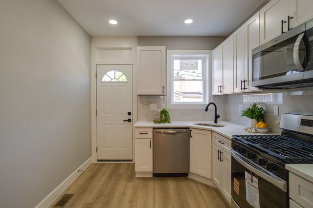 2842 MAYFIELD AVE, Baltimore, MD 21213