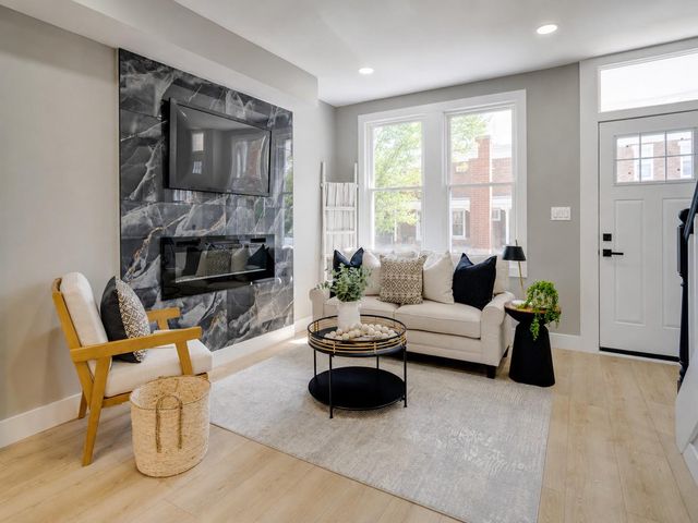 2842 MAYFIELD AVE, Baltimore, MD 21213