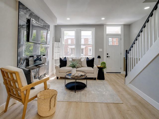 2842 MAYFIELD AVE, Baltimore, MD 21213