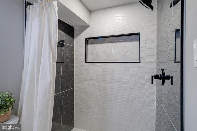 2842 MAYFIELD AVE, Baltimore, MD 21213