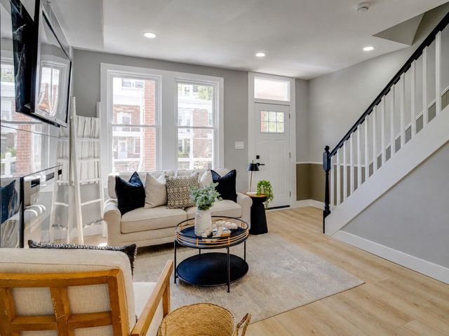 2842 MAYFIELD AVE, Baltimore, MD 21213