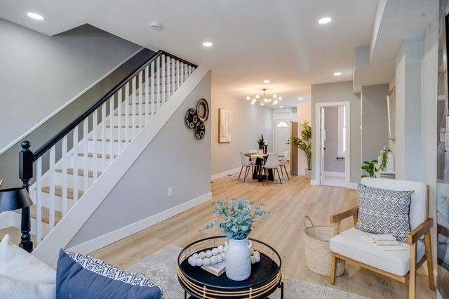 2842 MAYFIELD AVE, Baltimore, MD 21213