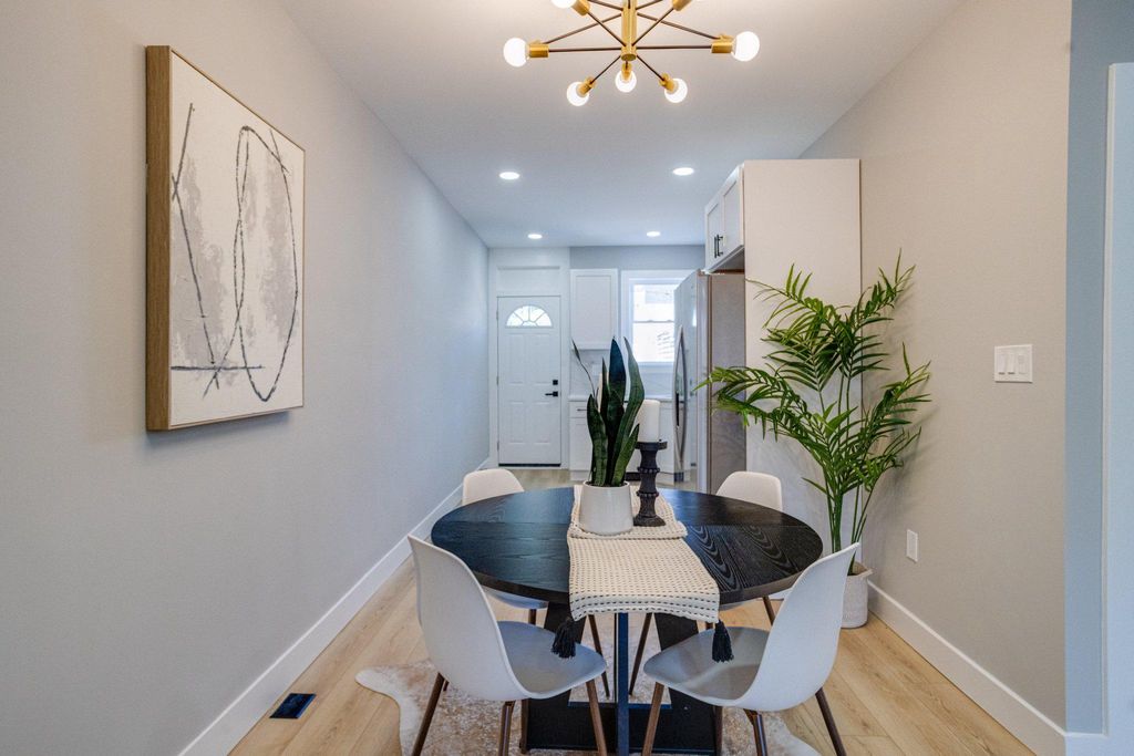 Image 11 of property listing at 2842 MAYFIELD AVE, Baltimore, MD 21213