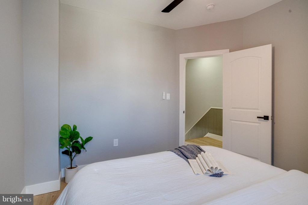 Image 28 of property listing at 2842 MAYFIELD AVE, Baltimore, MD 21213