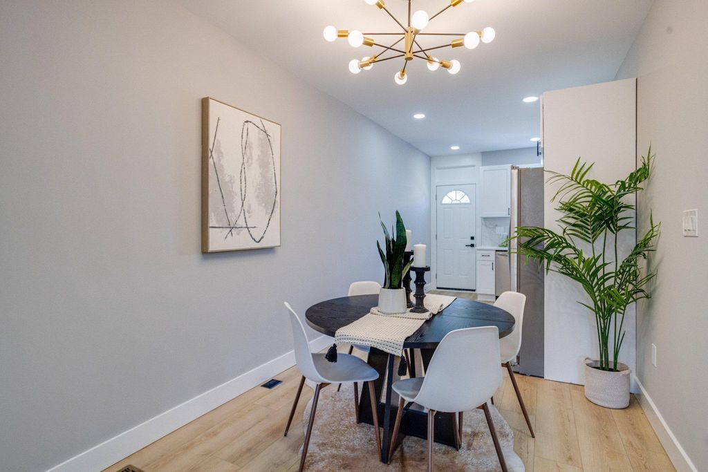 Image 10 of property listing at 2842 MAYFIELD AVE, Baltimore, MD 21213
