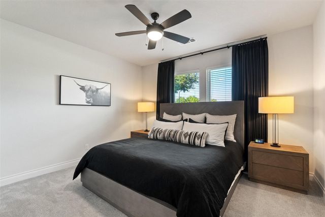412 Oakpark DR, Spicewood, TX 78669