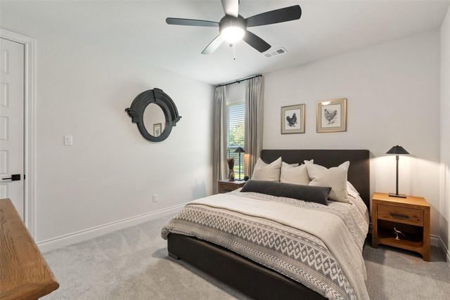 412 Oakpark DR, Spicewood, TX 78669